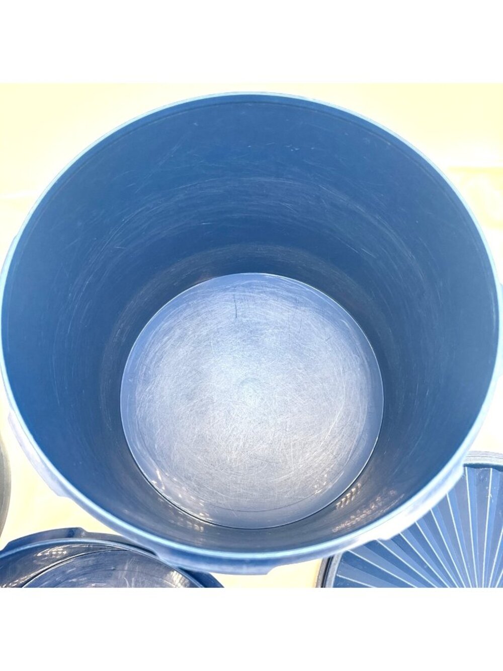 Vintage Tupperware Blue Canister Set With Seals & Floral Design - Picture 10 of 10